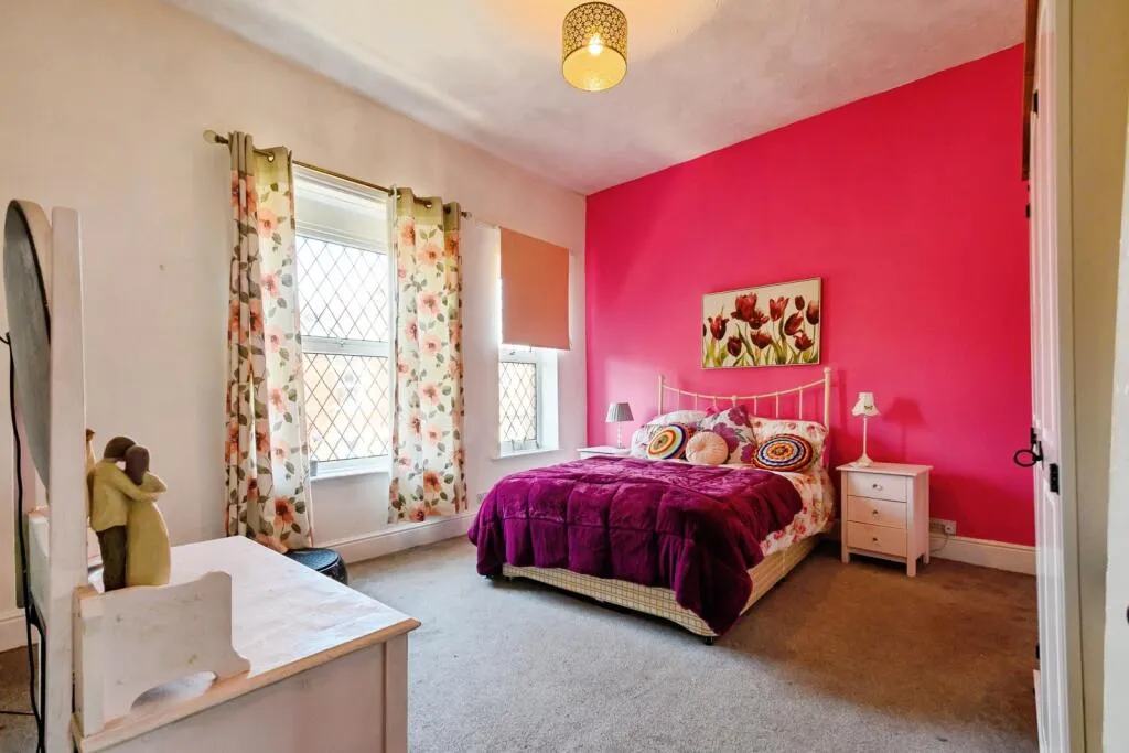 2 bed Terraced