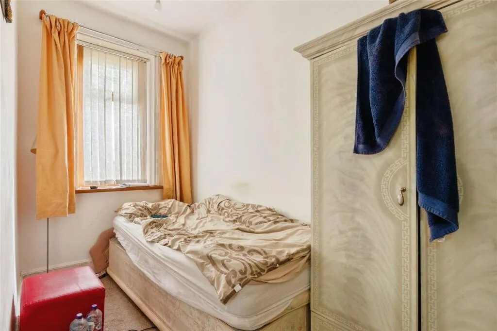 8 bed Semi-Detached