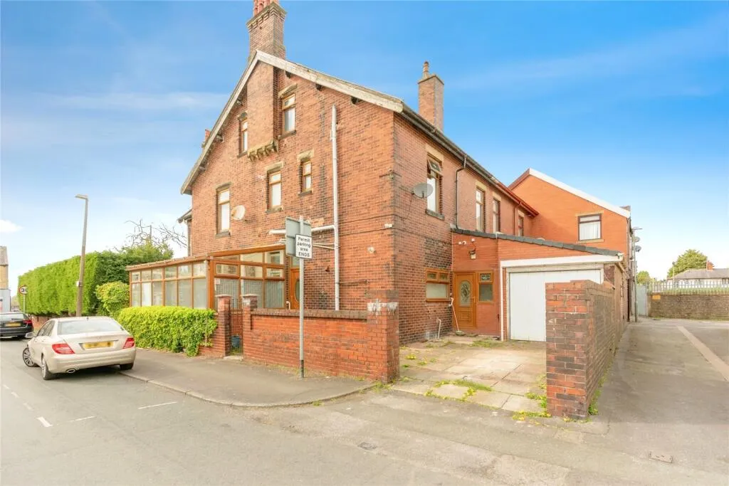 8 bed Semi-Detached