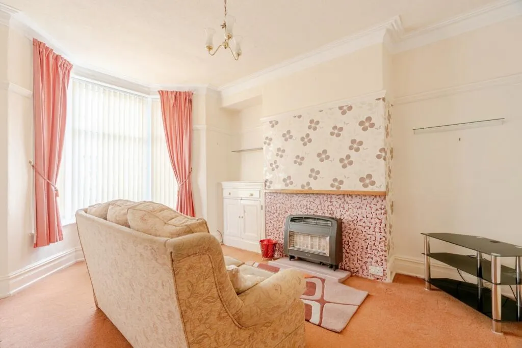 3 bed Terraced