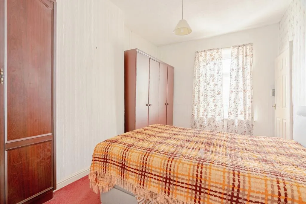 3 bed Terraced