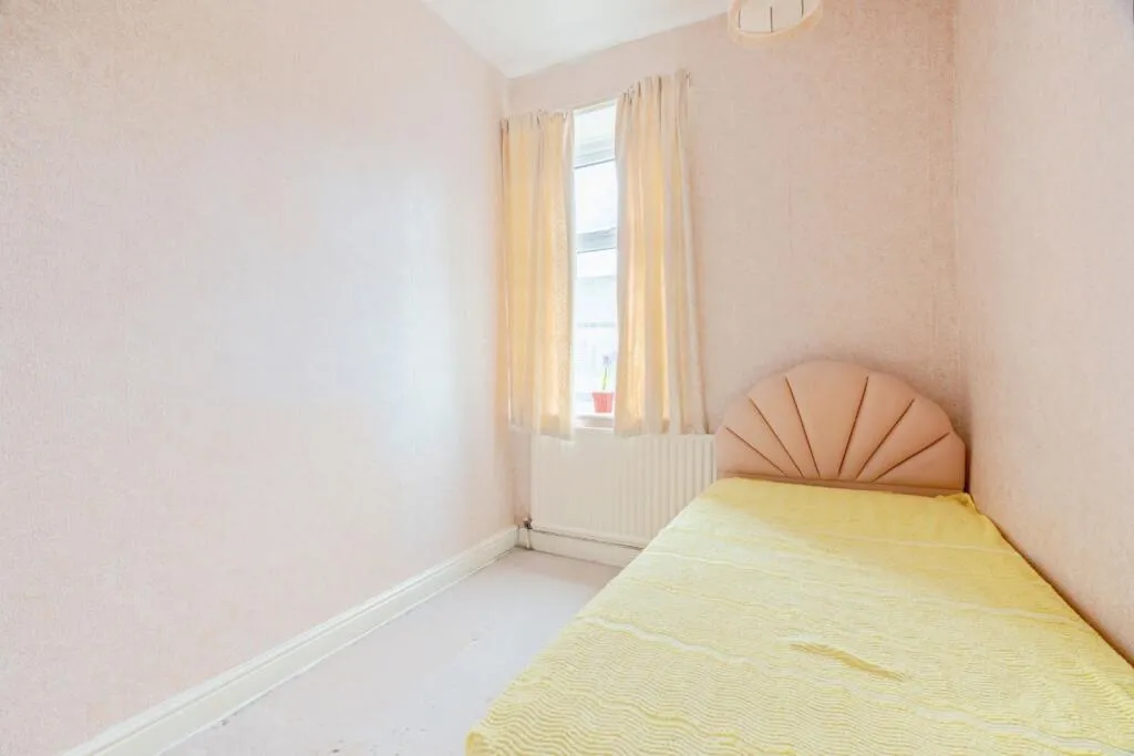 3 bed Terraced