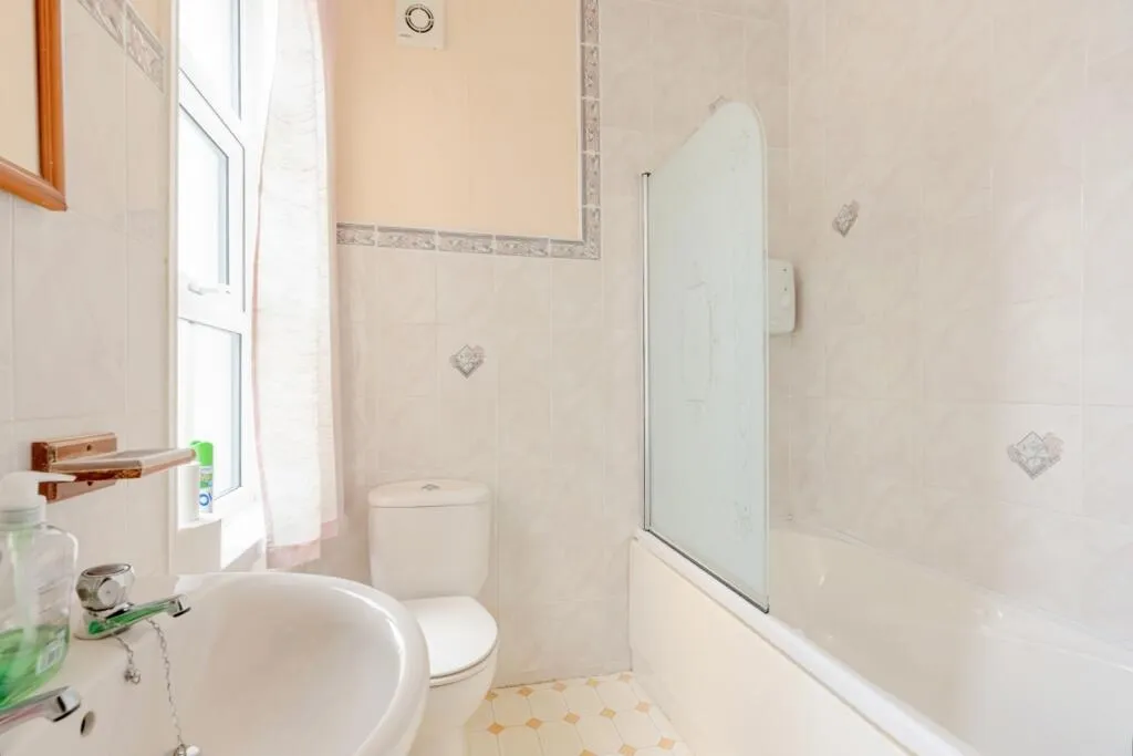3 bed Terraced