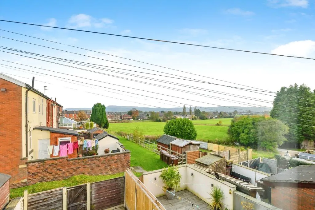 2 bed Terraced