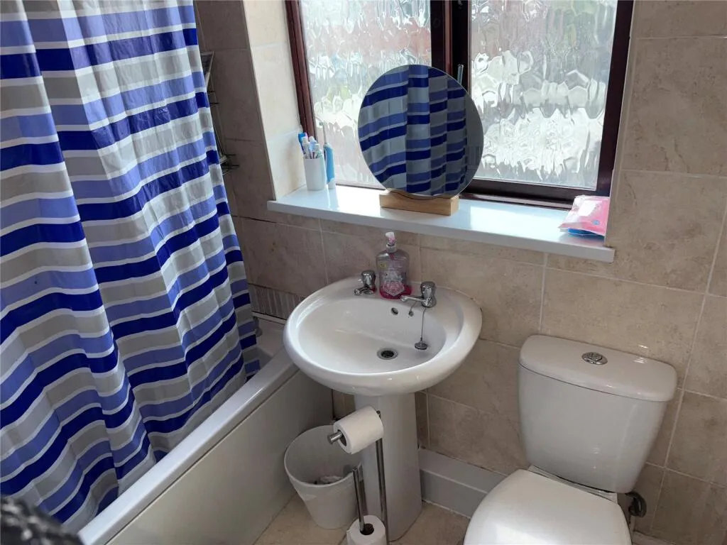 3 bed Semi-Detached