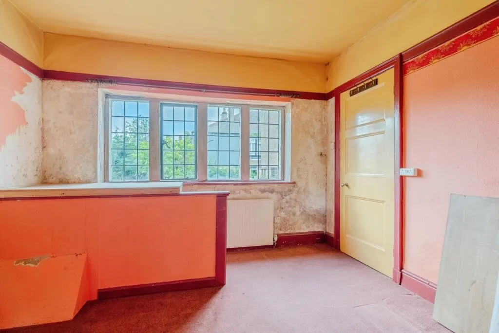 4 bed Detached
