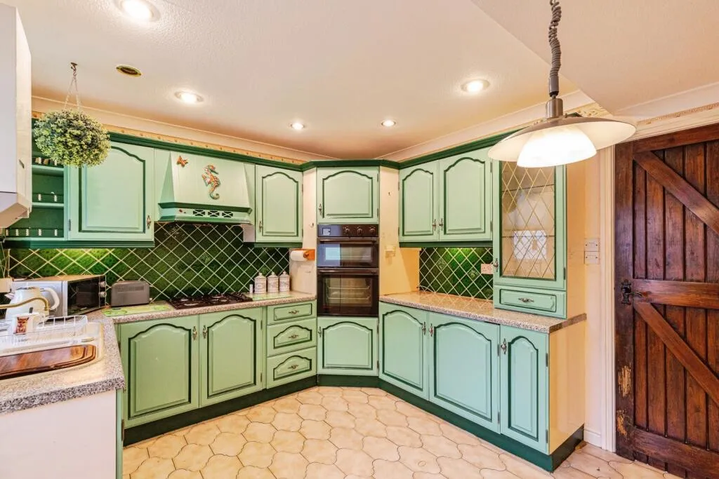 2 bed Terraced