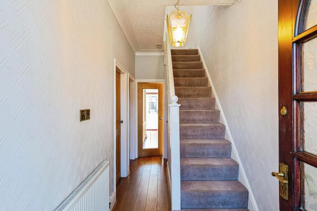 3 bed Terraced