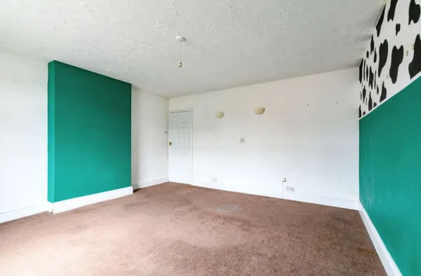 2 bed Terraced