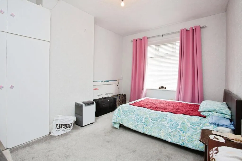 3 bed Terraced