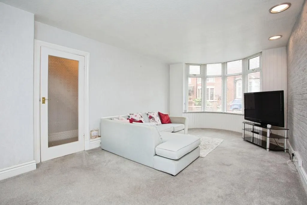 3 bed Terraced