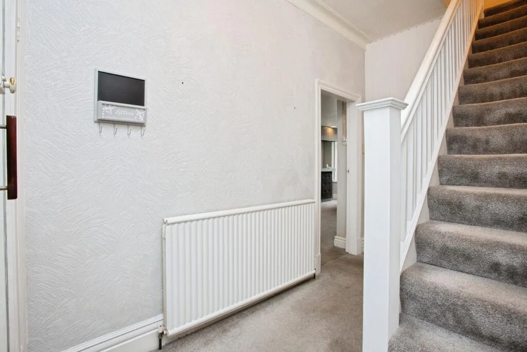 3 bed Terraced