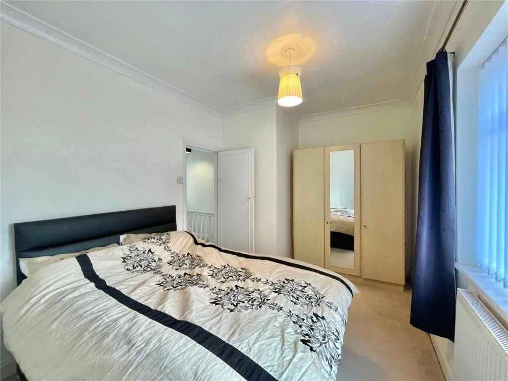 2 bed End of Terrace