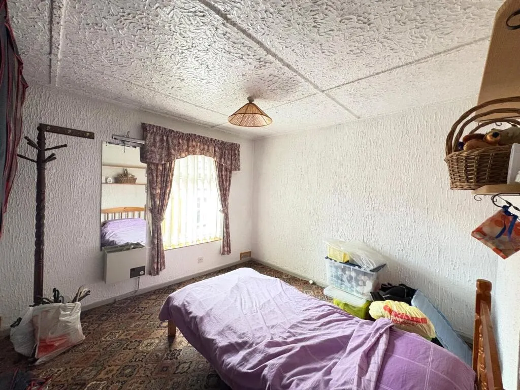 2 bed Terraced