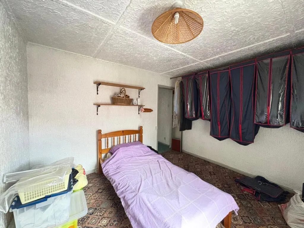 2 bed Terraced