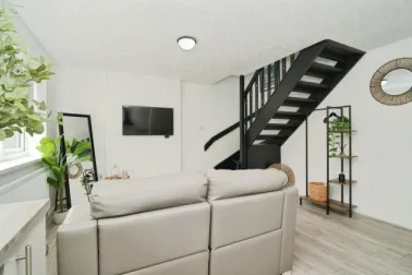 2 bed Semi-Detached