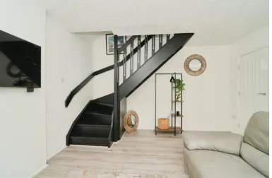 2 bed Semi-Detached