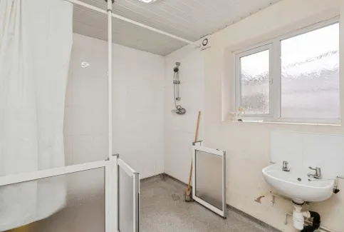 2 bed House