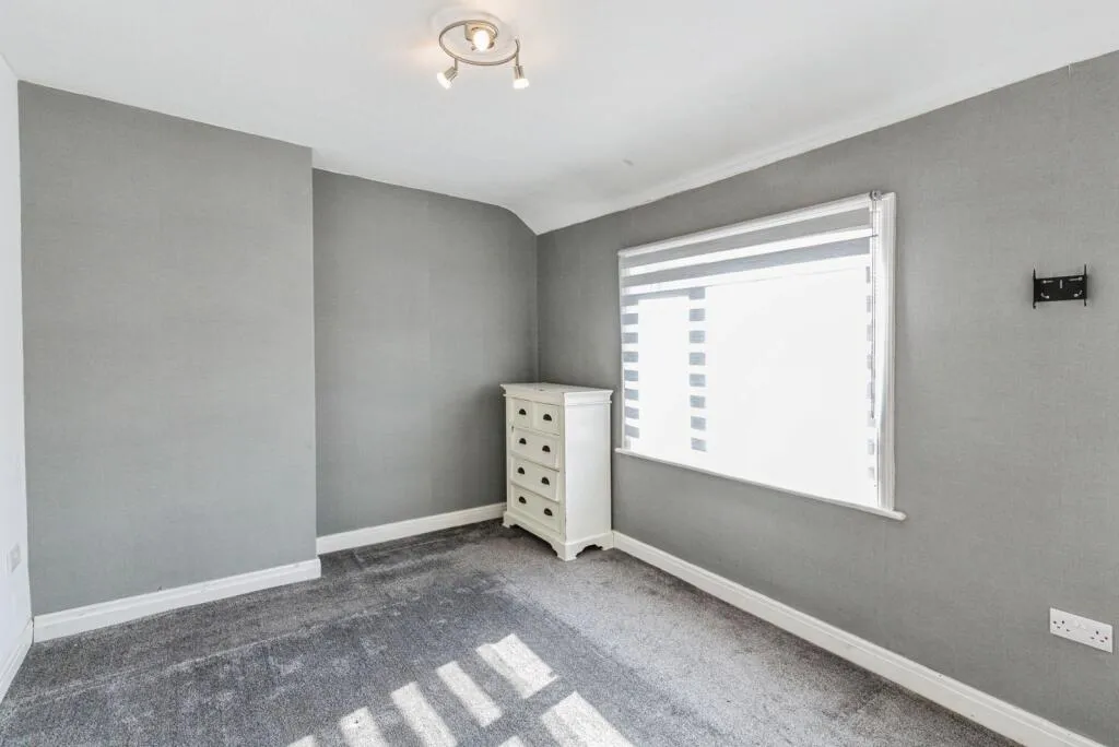 2 bed Terraced