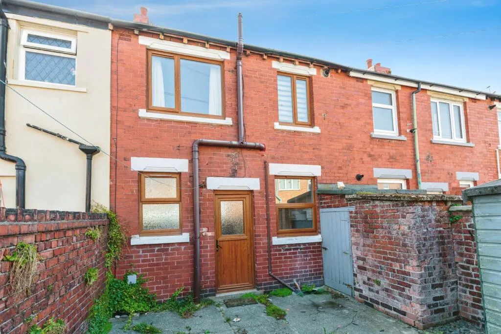 2 bed Terraced