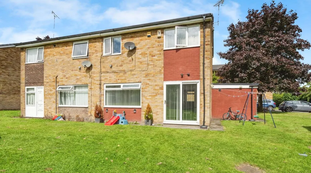 3 bed Semi-Detached