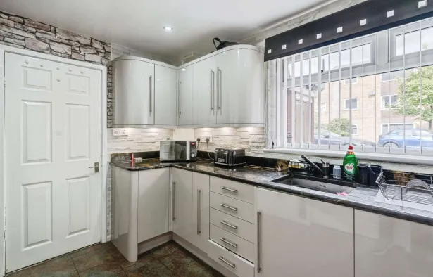 3 bed Semi-Detached