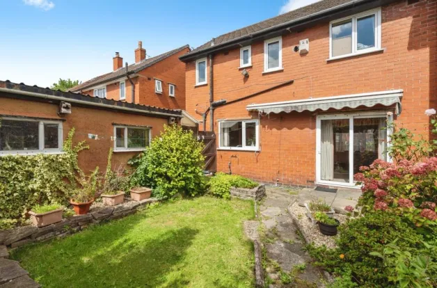 3 bed Semi-Detached