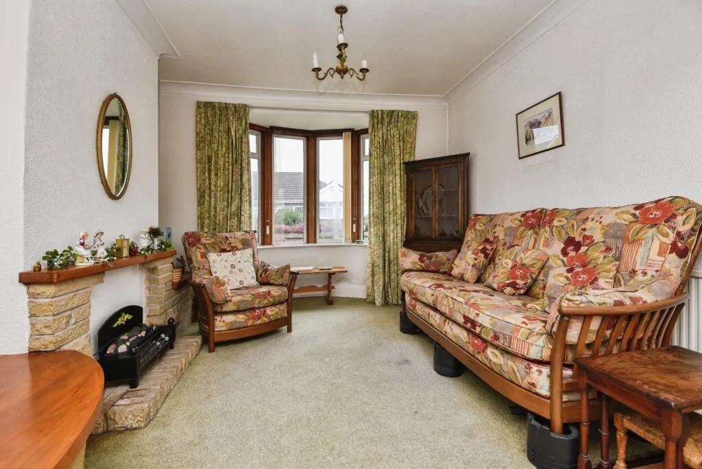 3 bed Semi-Detached