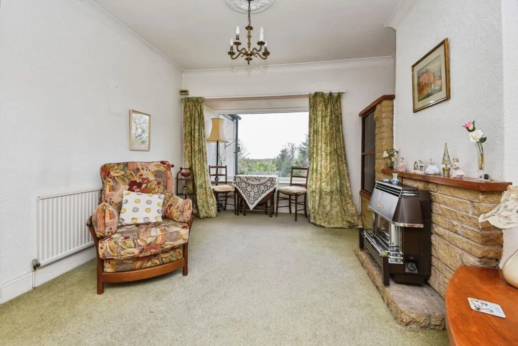 3 bed Semi-Detached
