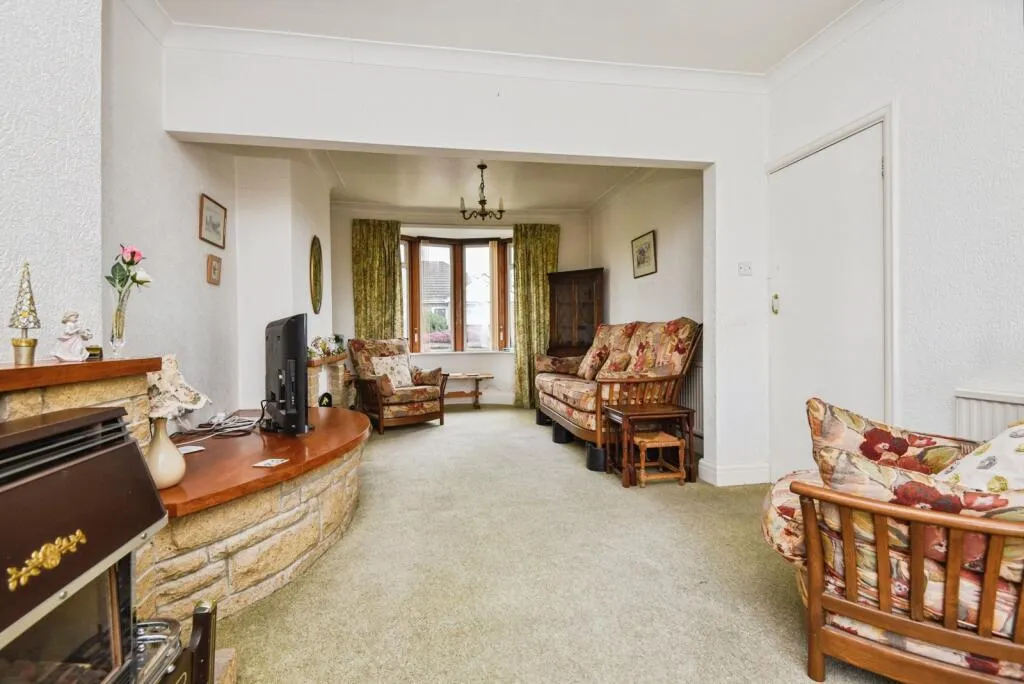 3 bed Semi-Detached