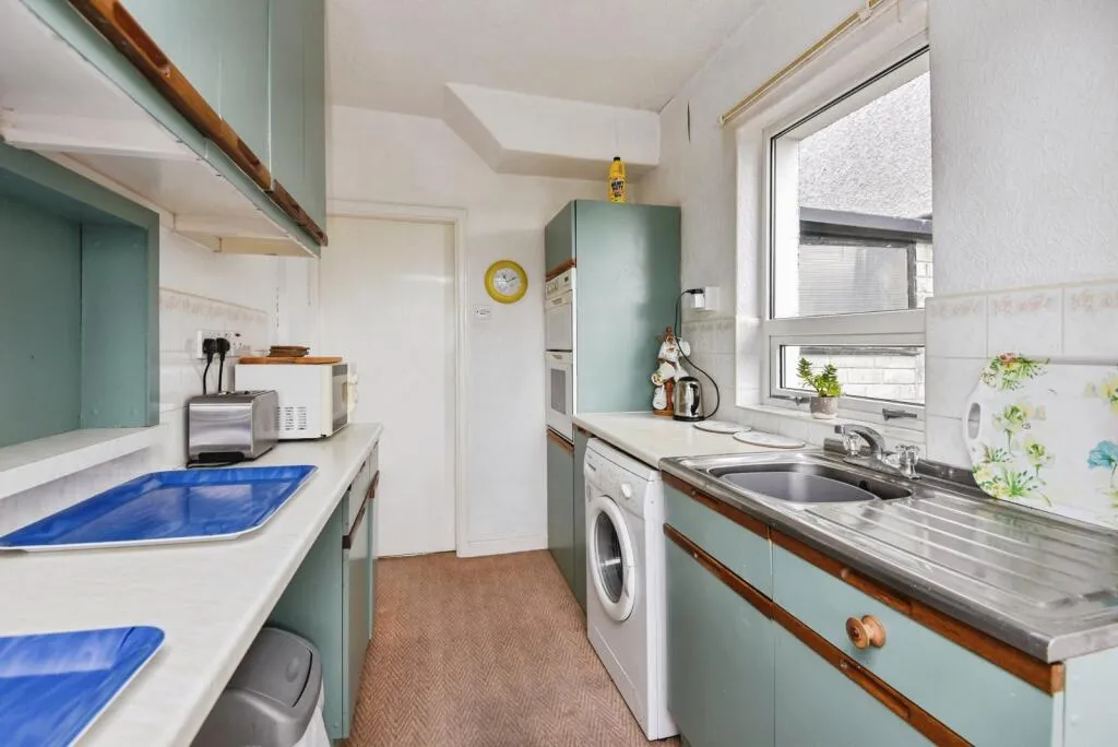 3 bed Semi-Detached