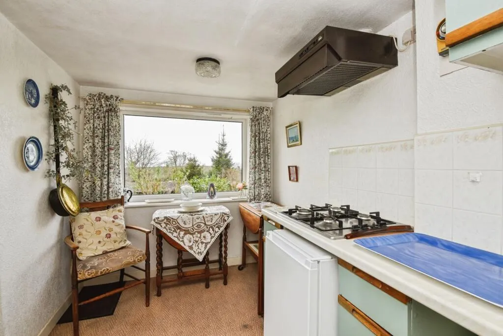 3 bed Semi-Detached
