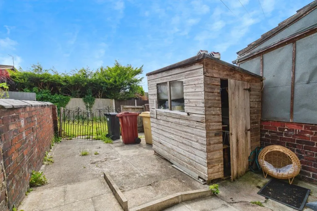 2 bed Terraced