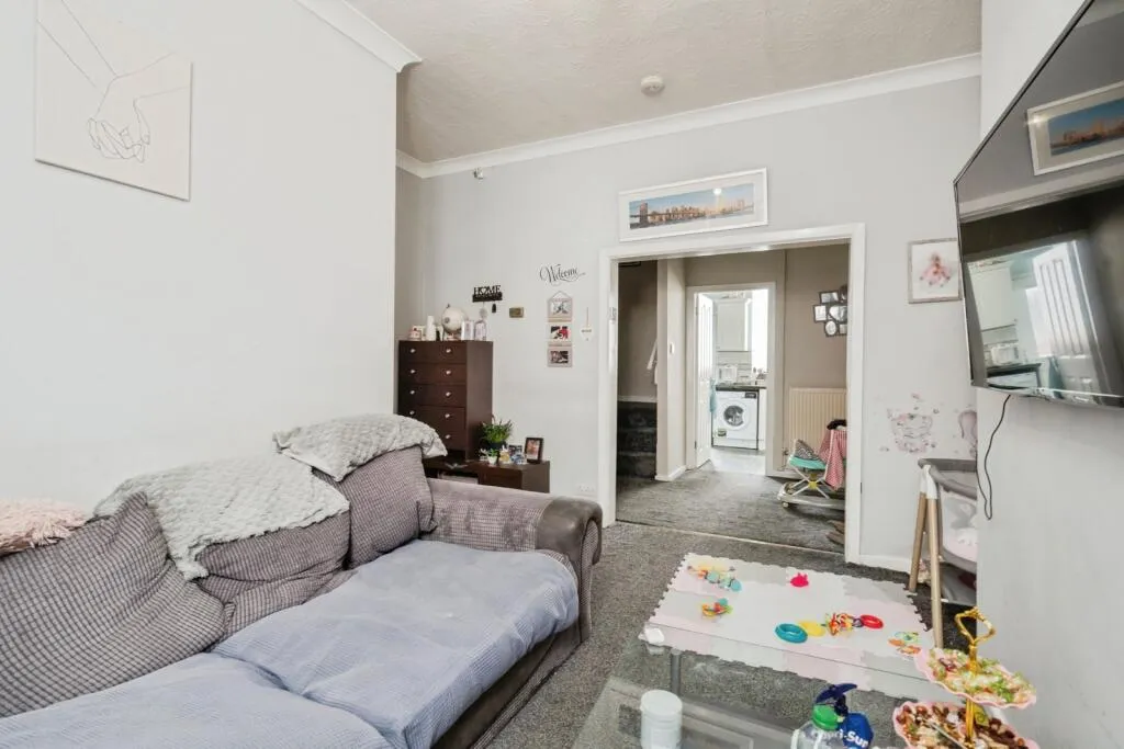 2 bed Terraced