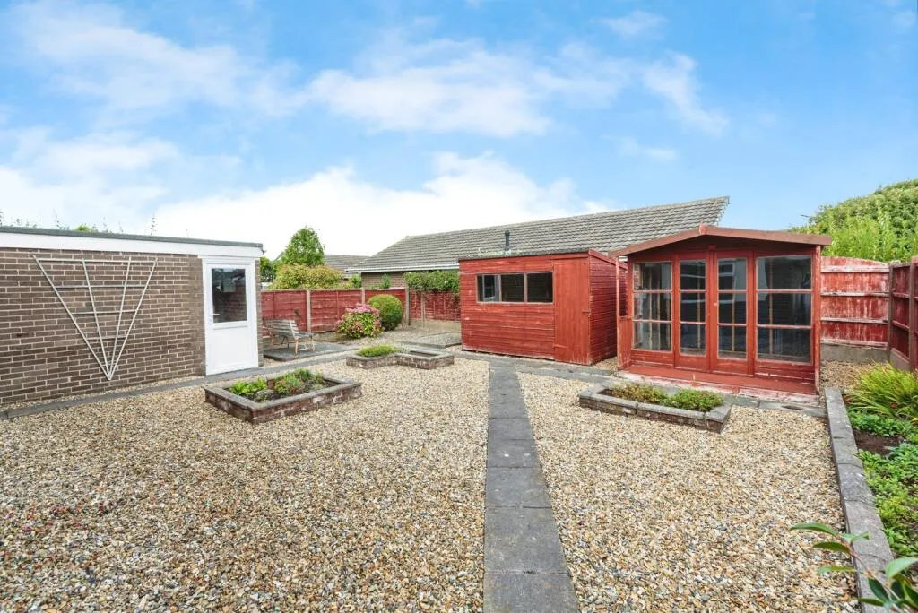 3 bed Detached Bungalow