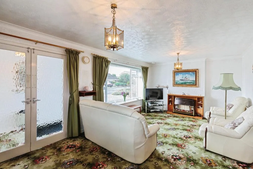 3 bed Detached Bungalow