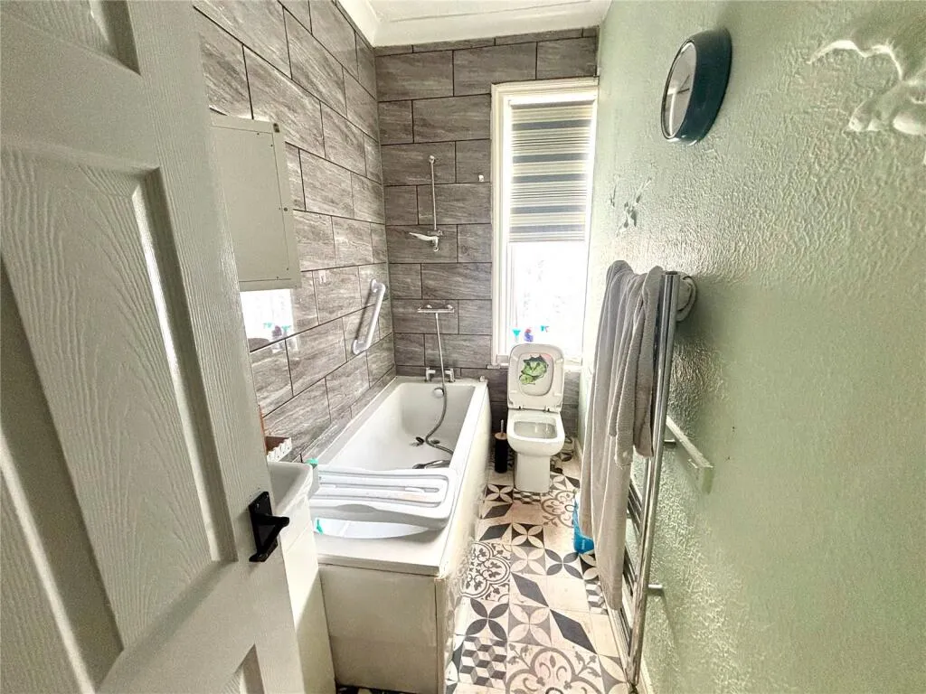 2 bed Terraced