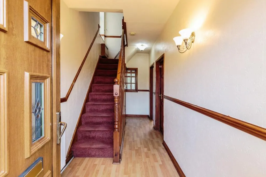 3 bed End of Terrace