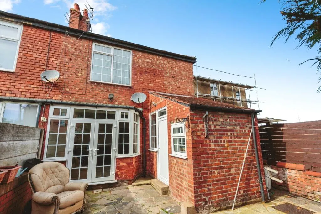 3 bed End of Terrace
