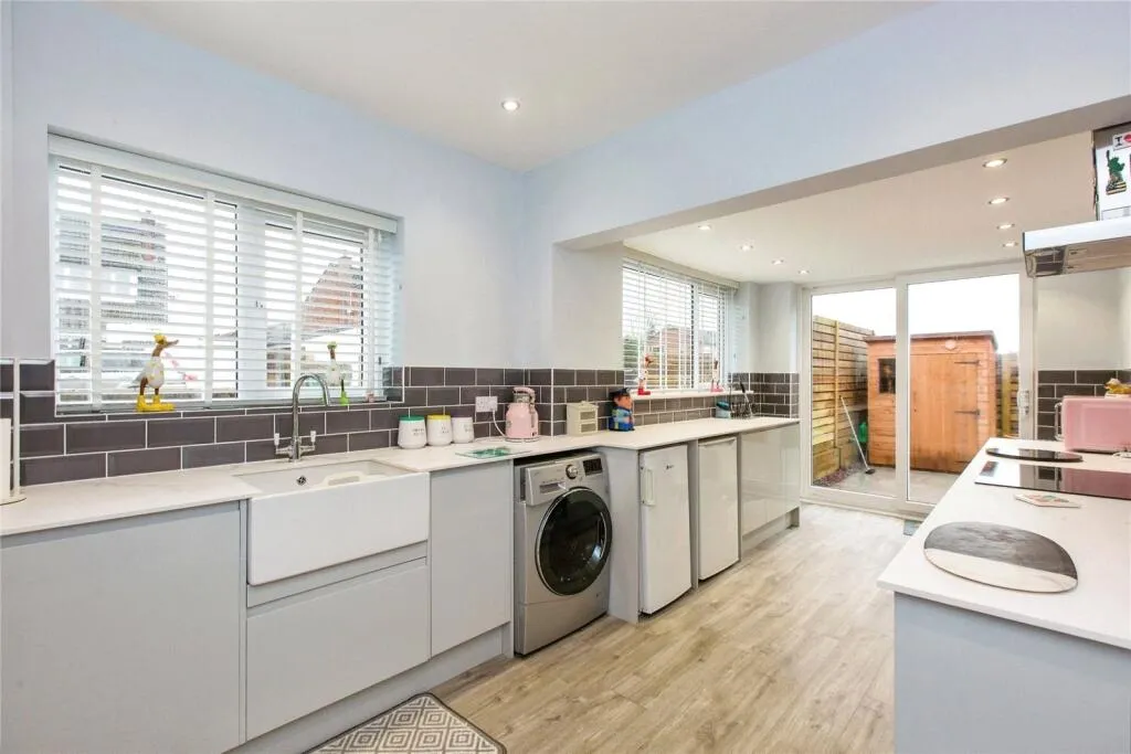 2 bed Semi-Detached Bungalow