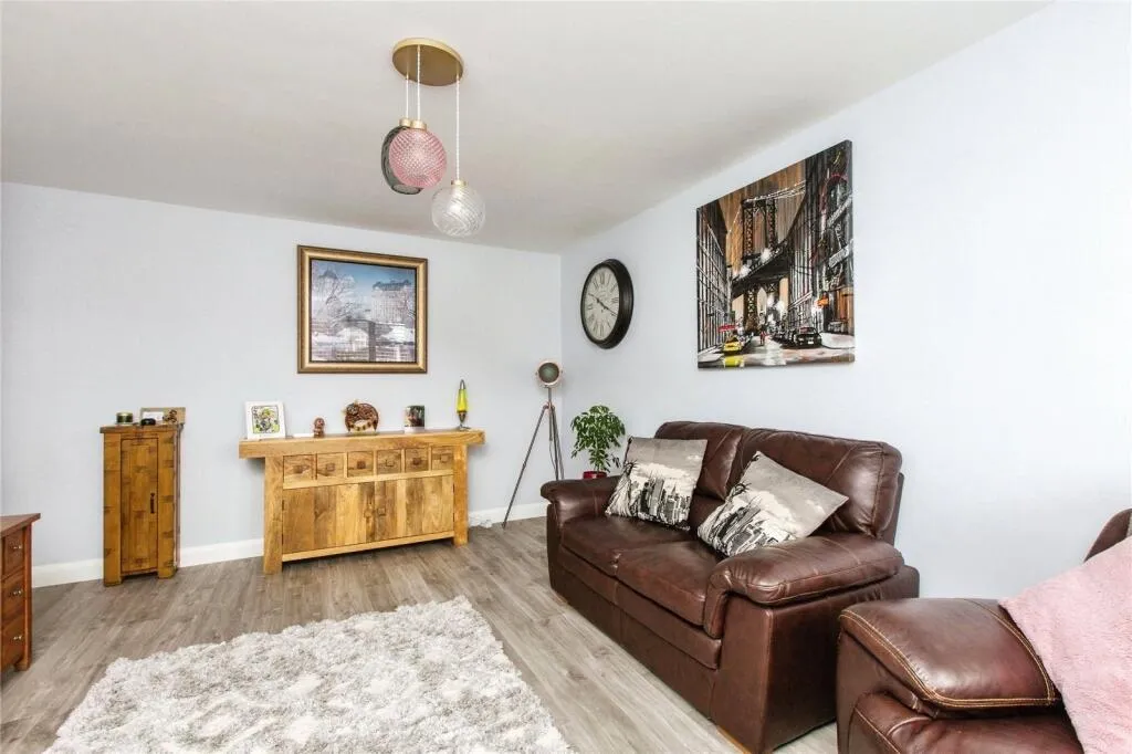 2 bed Semi-Detached Bungalow