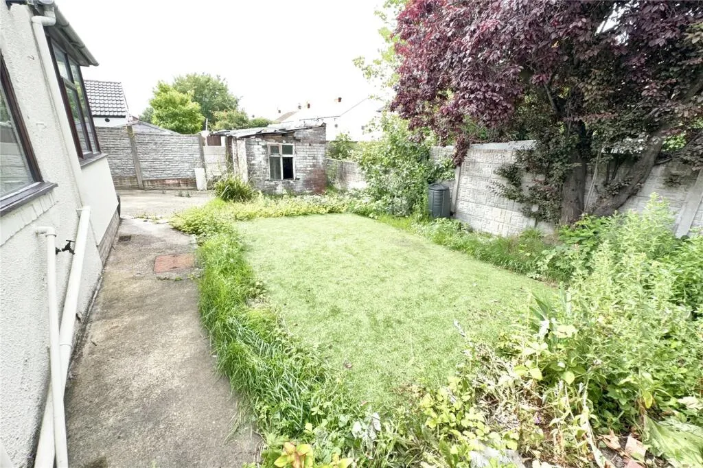 2 bed Semi-Detached Bungalow