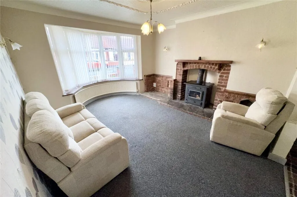 2 bed Semi-Detached Bungalow