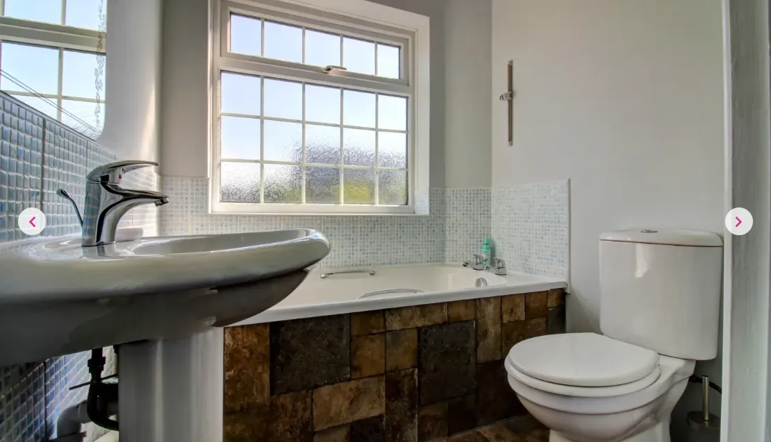 4 bed Terraced
