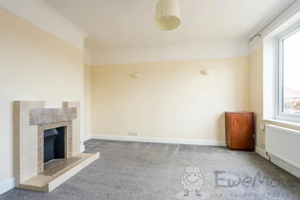 4 bed Detached Bungalow