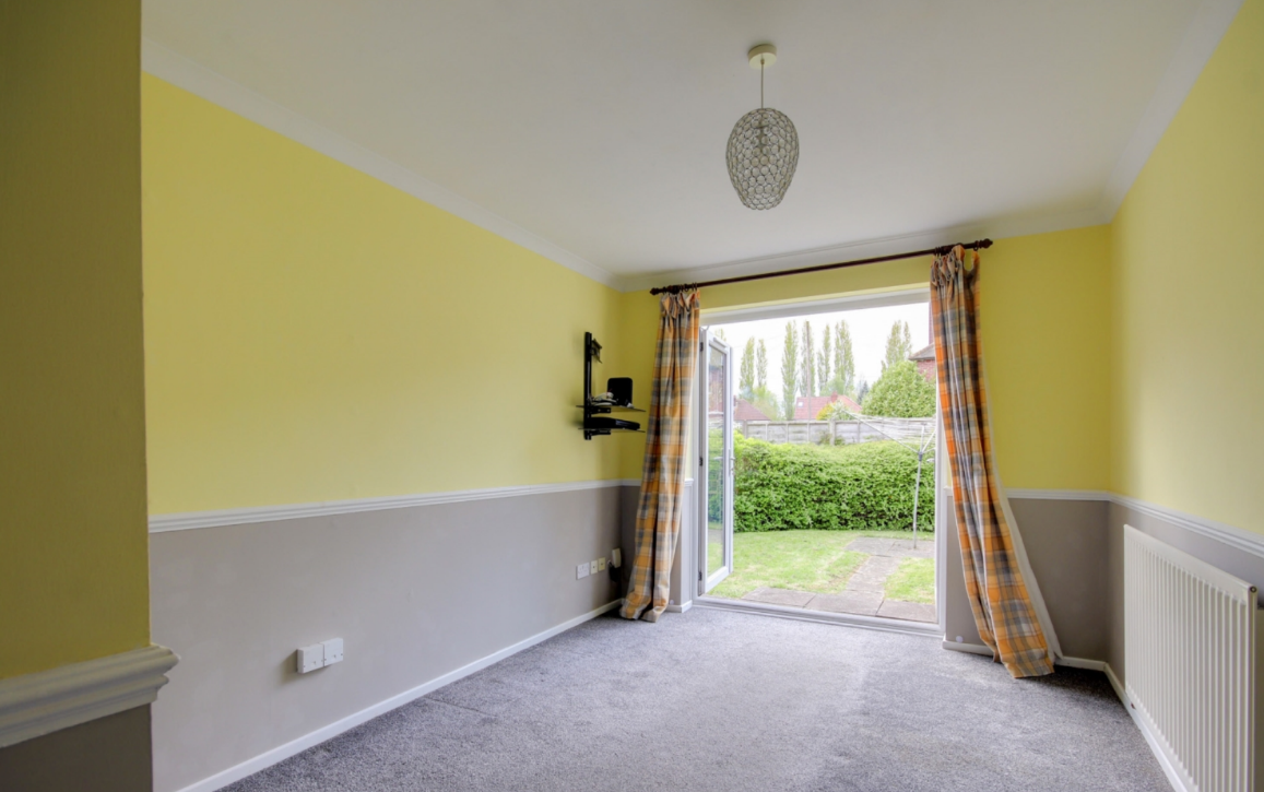2 bed Ground Flat