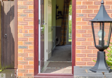 2 bed Ground Flat