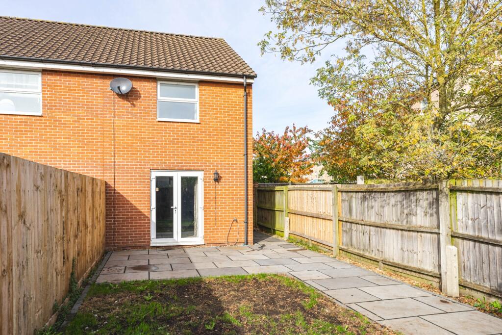 2 bed End of Terrace