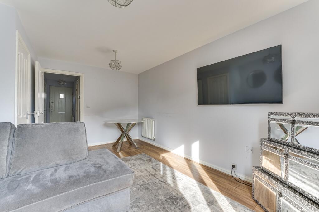 2 bed End of Terrace
