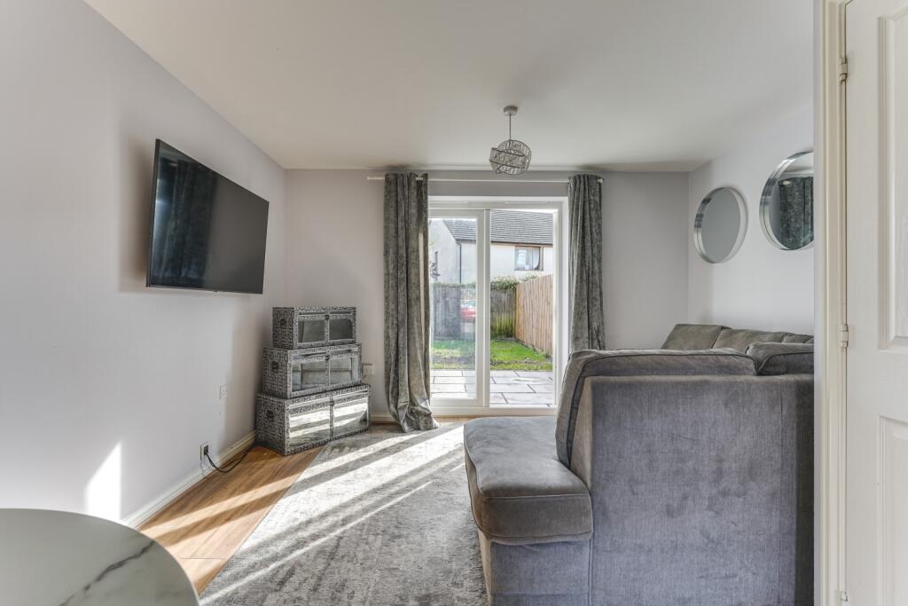2 bed End of Terrace
